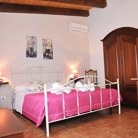 Bed & Breakfast Rurale Santa Marta Avola